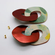 Charger l'image dans la galerie, Boucles d'oreilles en cuir •DAGDA• bicolores