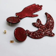 Charger l'image dans la galerie, Boucles d'oreilles en cuir •GIGI• à paillettes