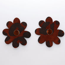 Charger l&#39;image dans la galerie, Boucles d&#39;oreilles •DOUA• tachetées