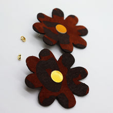 Charger l&#39;image dans la galerie, Boucles d&#39;oreilles •DOUA• tachetées