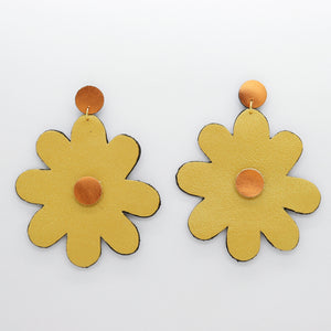 Boucles d'oreilles •SAINTA• moutardes