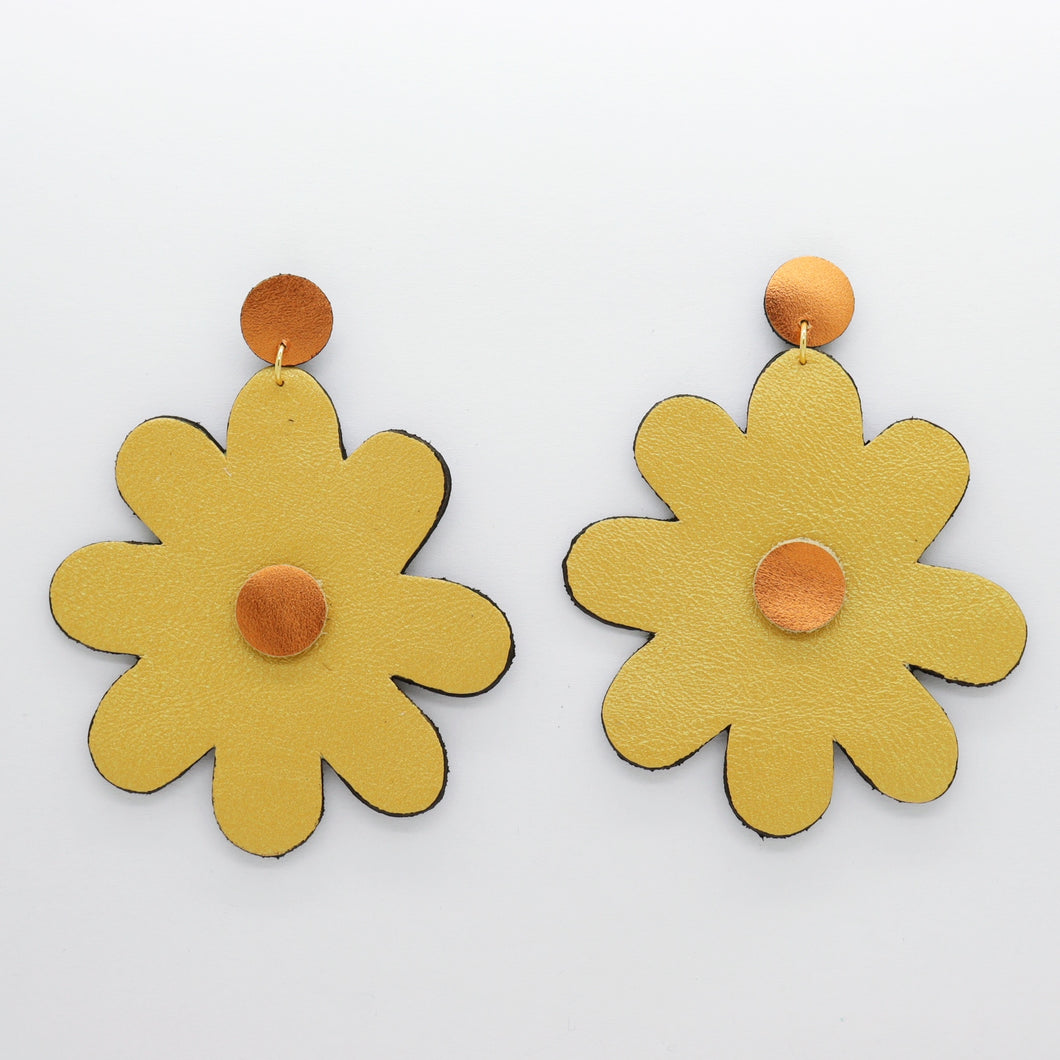 Boucles d'oreilles •SAINTA• moutardes