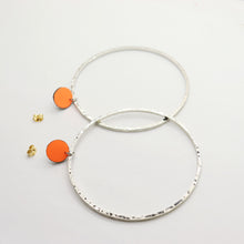 Charger l&#39;image dans la galerie, Boucles d&#39;oreilles •PAULA• argents/oranges