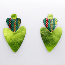 Charger l&#39;image dans la galerie, Boucles d&#39;oreilles •BELLÄ• vertes