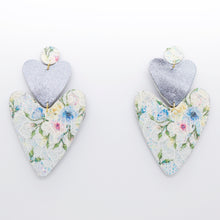 Charger l&#39;image dans la galerie, Boucles d&#39;oreilles •BELLÄ• fleuries
