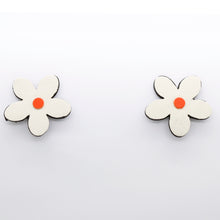 Charger l&#39;image dans la galerie, Boucles d&#39;oreilles •ARIE• blanches
