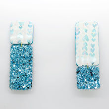 Charger l&#39;image dans la galerie, Boucles d&#39;oreilles •GYNE• à paillettes