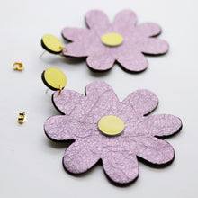 Charger l&#39;image dans la galerie, Boucles d&#39;oreilles •SAINTA• parmes