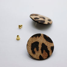 Charger l&#39;image dans la galerie, Boucles d&#39;oreilles •MINI-SUNI• tachetées