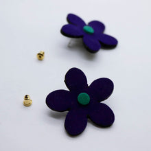 Charger l&#39;image dans la galerie, Boucles d&#39;oreilles •ARIE• violettes
