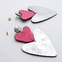 Charger l&#39;image dans la galerie, Boucles d&#39;oreilles •BELLÄ• argentées