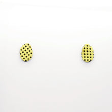 Charger l&#39;image dans la galerie, Boucles d&#39;oreilles •GRETA• moutardes