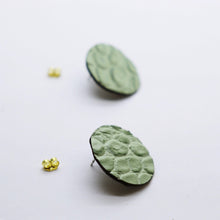 Charger l&#39;image dans la galerie, Boucles d&#39;oreilles •MINI-SUNI• verts